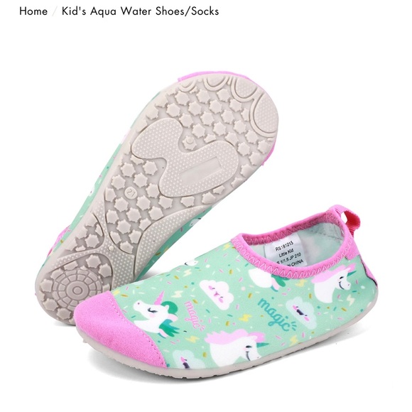 GIRLS WATER SHOES - Picture 2 of 4